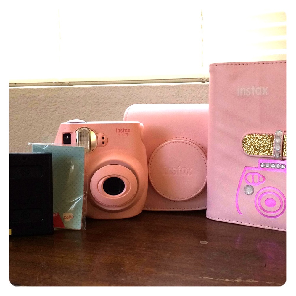 Instax mini 7s instant camera bundle